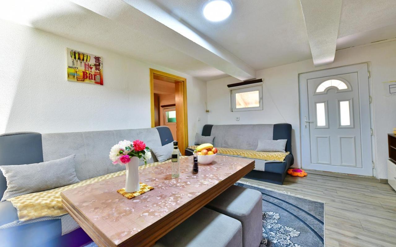 House Luna Rakovica Zewnętrze zdjęcie