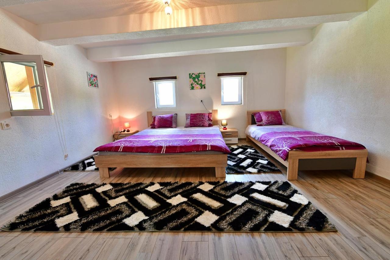 House Luna Rakovica Zewnętrze zdjęcie